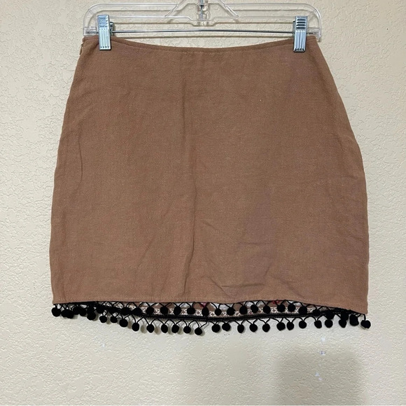 Umgee Embroidered Mini Skirt Women's Small Brown Boho Pom Pom Bird Floral - Picture 2 of 13